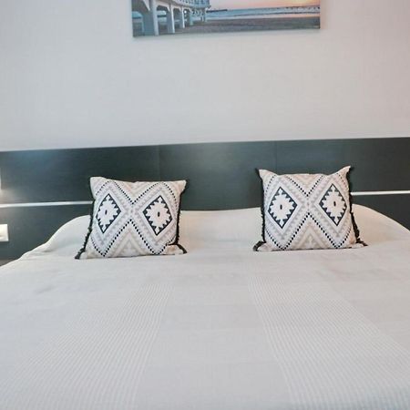 Apartamento Bateles كونيل ذي لا فرونتيرا المظهر الخارجي الصورة